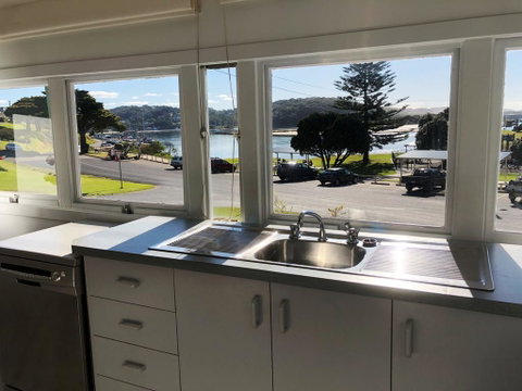 Bluewater House - Accommodation in Brisbane 1