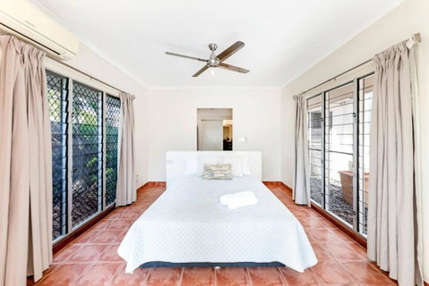 An Absolute Poolside Break By Casuarina Beach - Accommodation in Brisbane 4