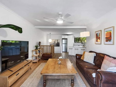 Young3/29-31 - Accommodation in Brisbane 1