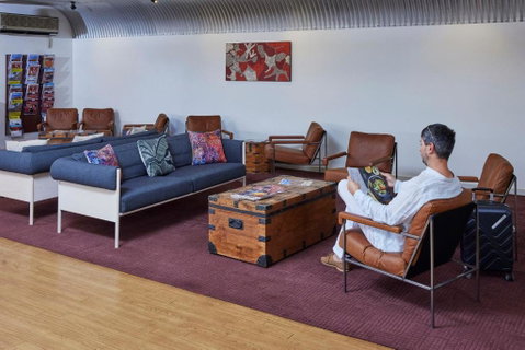 Outback Hotel - Accommodation in Brisbane 1
