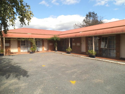 Yarragon Motel - Accommodation in Brisbane 2