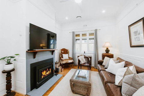 Yarranvale On Gladstone - A Gorgeous Country Abode - Accommodation in Brisbane 2