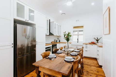 Yarranvale On Gladstone - A Gorgeous Country Abode - Accommodation in Brisbane 3