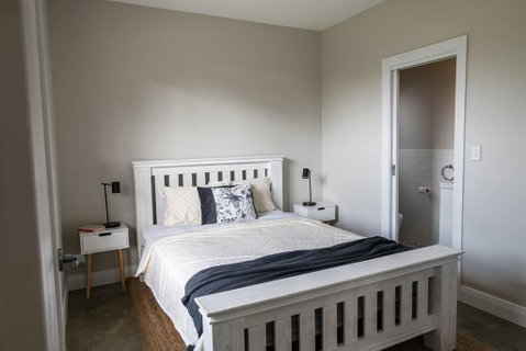 Yellow Door Beach Retreat - Accommodation in Brisbane 1