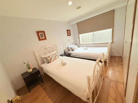 YF Home Sweet Home - Accommodation in Brisbane 1