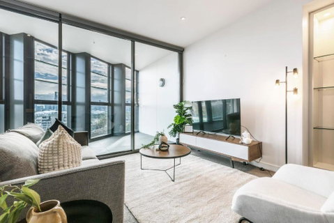 Your Gateway To Sports And Entertainment-00215 - Accommodation in Brisbane 1