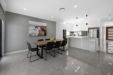 Your Home Away From Home 4BR Escape - Accommodation in Brisbane 2