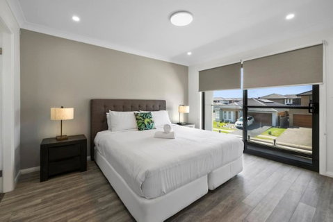 Your Home Away From Home 4BR Escape - Accommodation in Brisbane 3
