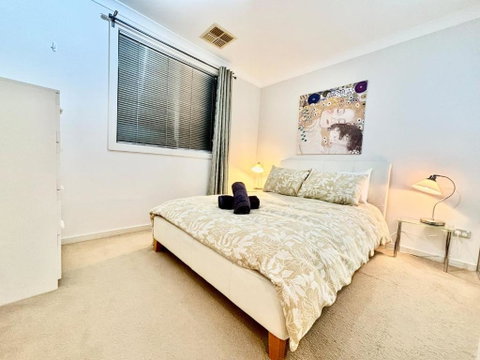 Your Tranquil Haven In East Perth - Accommodation in Brisbane 0