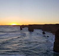 Luxury Private Great Ocean Road Tour up to 11 people - Entire Vehicle - Accommodation in Brisbane