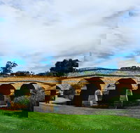 Tasmania 6 Day 'Tour in Circle' - Accommodation in Brisbane