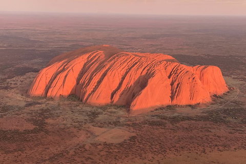 Scenic Flight: Uluru & Kata Tjuta - Accommodation in Brisbane 2