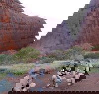 5-Hour Kata Tjuta Sunrise Tour from Ayers Rock with Breakfast - Accommodation in Brisbane