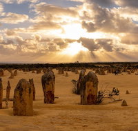 Pinnacle Desert Sunset and Night-time Stargazing Tour from Perth - Accommodation in Brisbane