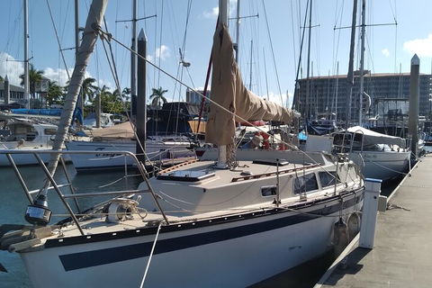 Townsville Small Group Sunset Sail Sailing Cruise Boat Tour Charter Hire - Accommodation in Brisbane 1