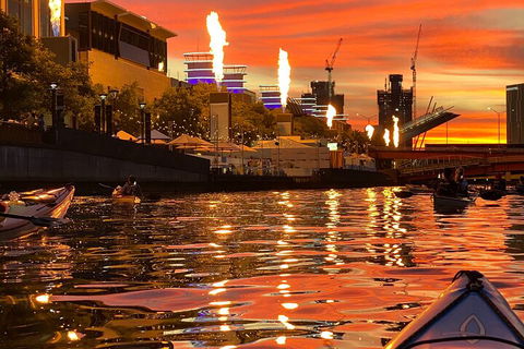 Melbourne Sunset Kayaking Experience With Dinner - Accommodation in Brisbane 4
