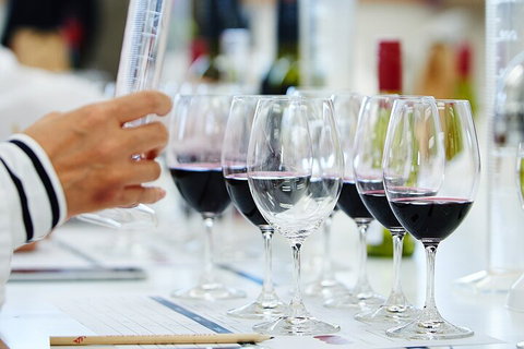 Penfolds Barossa Valley: Make Your Own Wine - Accommodation in Brisbane 3