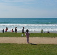 Surf tour and lesson - Accommodation in Brisbane