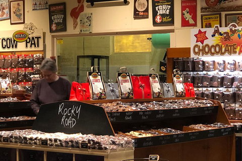 Small Group Adelaide Hills And Hahndorf Hideaway Tour From Adelaide - Accommodation in Brisbane 2