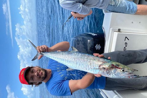 Full Day 9.5 Hour Offshore Fishing Charter - Accommodation in Brisbane 2