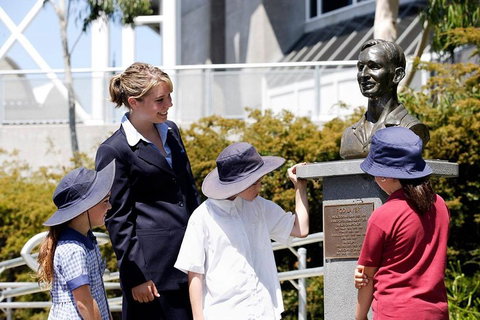 Ultimate Sports Lovers Bus Tour Of Melbourne - Accommodation in Brisbane 4