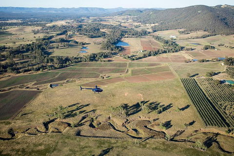 Private Helicopter Flight To Hunter Valley With A La Carte Lunch - For 2 - Accommodation in Brisbane 5