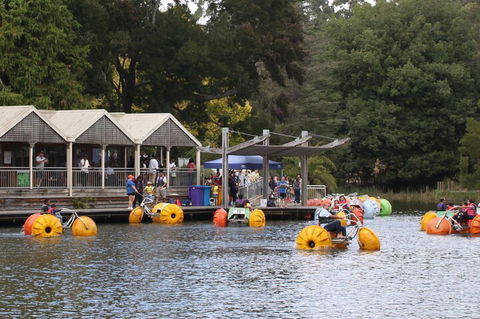 Yarra Valley, Dandenong Ranges Inc. Lunch With Wine,plus Morning Tea,chocolate - Accommodation in Brisbane 1