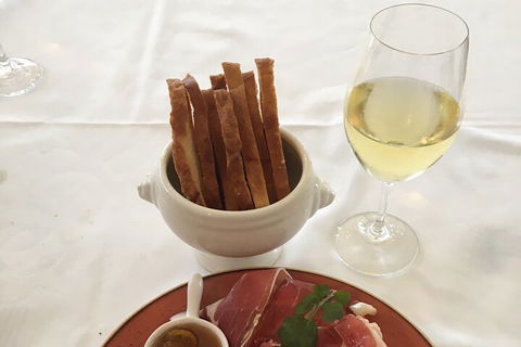 Personalised, All-inclusive Day Tours Of The Hunter Valleys Finest Venues - Accommodation in Brisbane 2